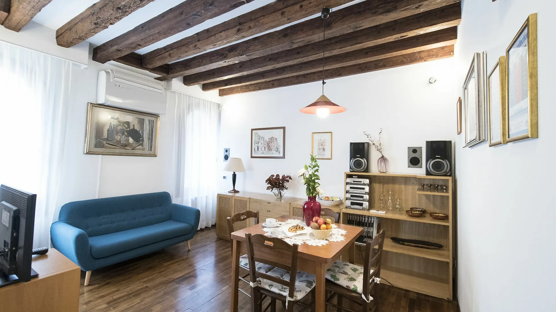 Smart Venice Apartment