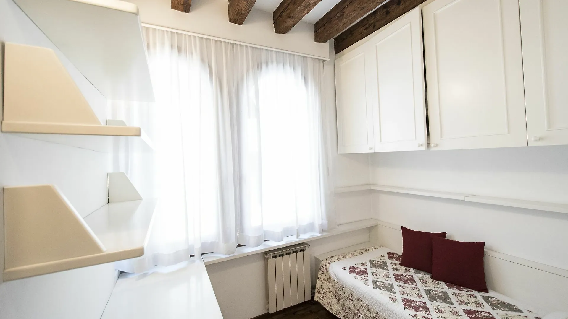 Smart Venice Apartment